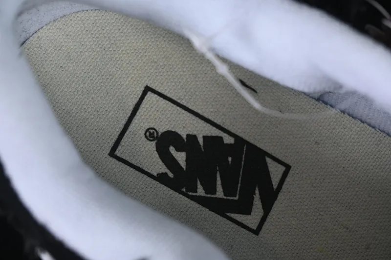 All categories Vans Vans series Vans Low Vans low-top Vans Knu Skool Vans denim rag low-top retro casual fat bread shoes VN0009QC6BT